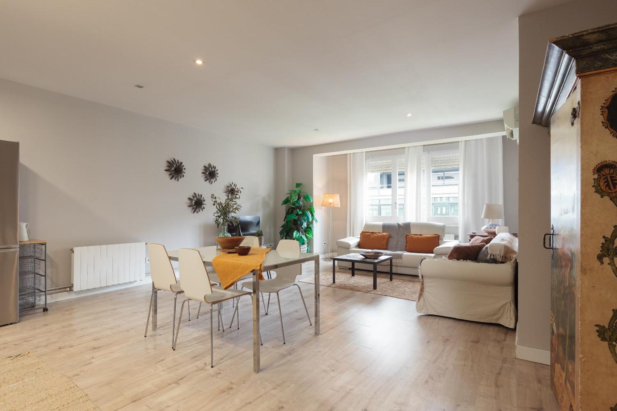 LetsGo Diagonal Avenue Apartment Barcelone Extérieur photo